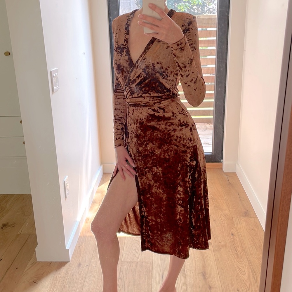 & Other Stories Velour Wrap Dress size 4